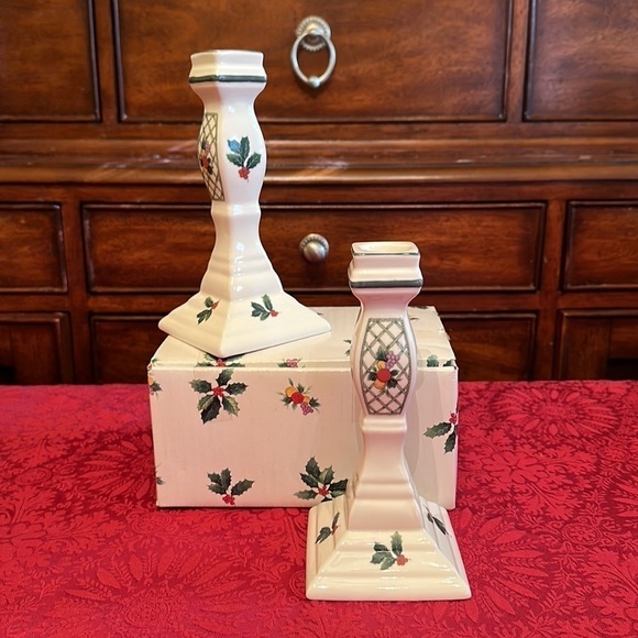 MIKASA Heritage CAB 08 Christmas Story Candlesticks ~ Set of 2 - Picture 7 of 11